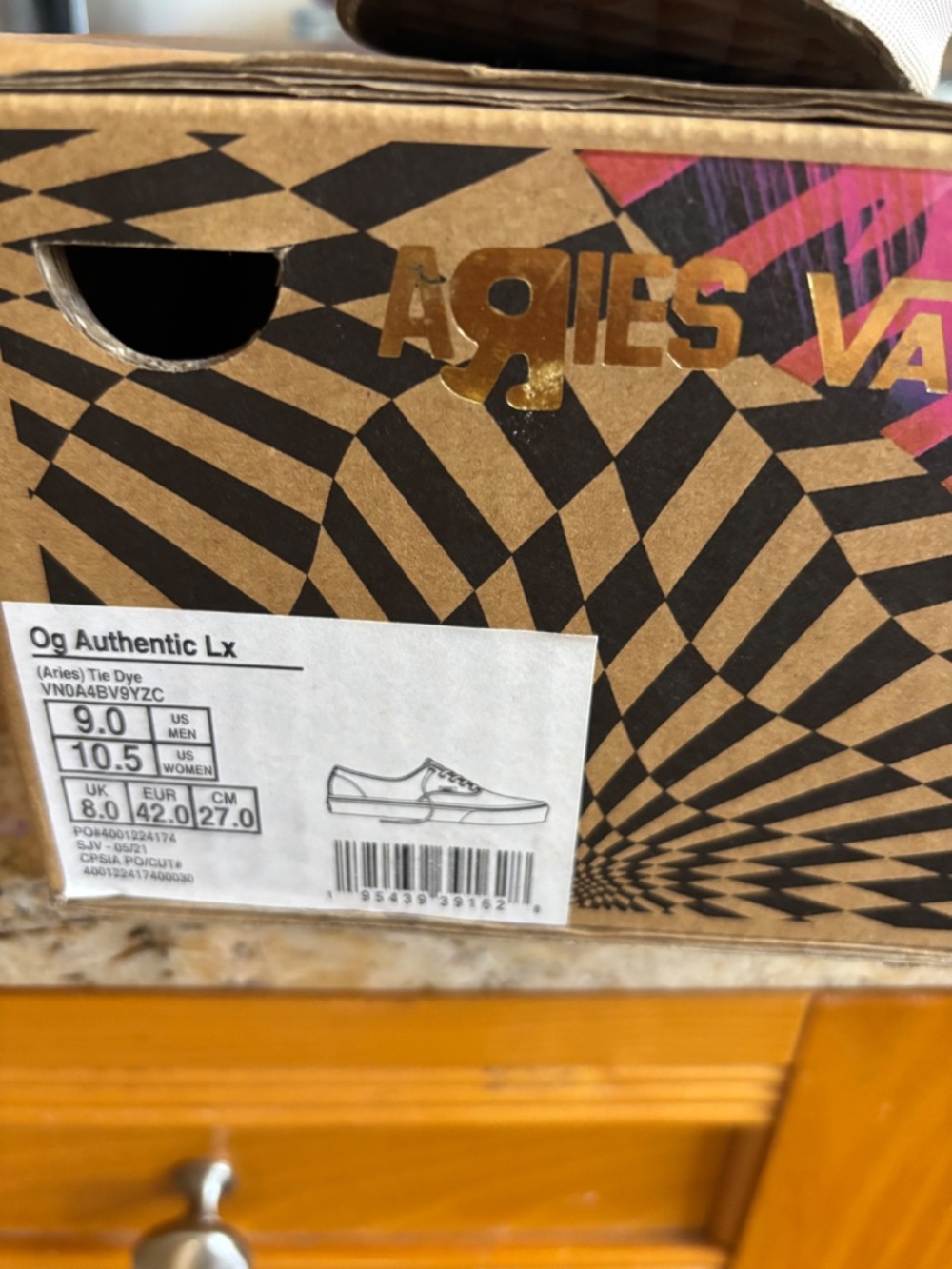 Vans - Picture 4 of 4